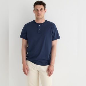 NWT J.Crew Short Sleeve Broken-In Henley in Navy